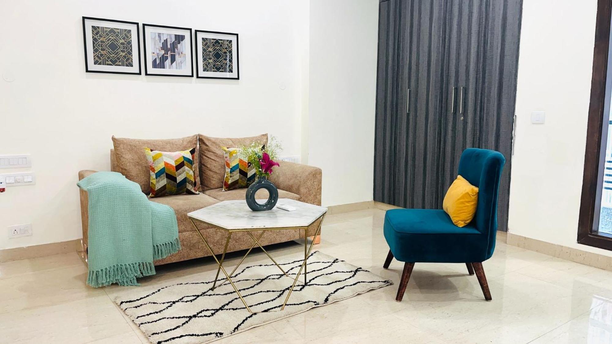 Bluo 1Bhk - Dlf Cybercity, Balcony, Lift, Parking Gurgaon Dış mekan fotoğraf